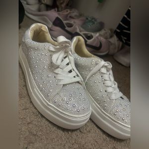 Betsey Johnson Sidny ivory pearl